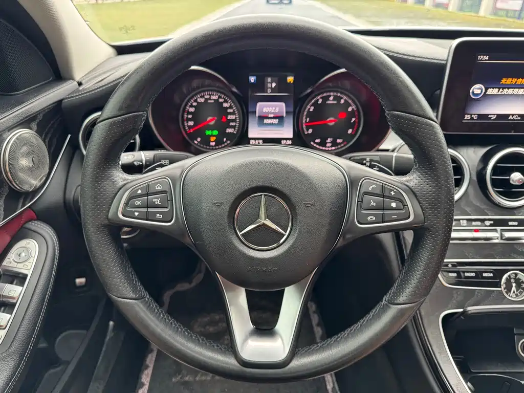 Mercedes-Benz C-Class 2017 — фото 60