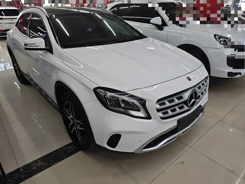 Mercedes-Benz GLA 2017 — фото 20