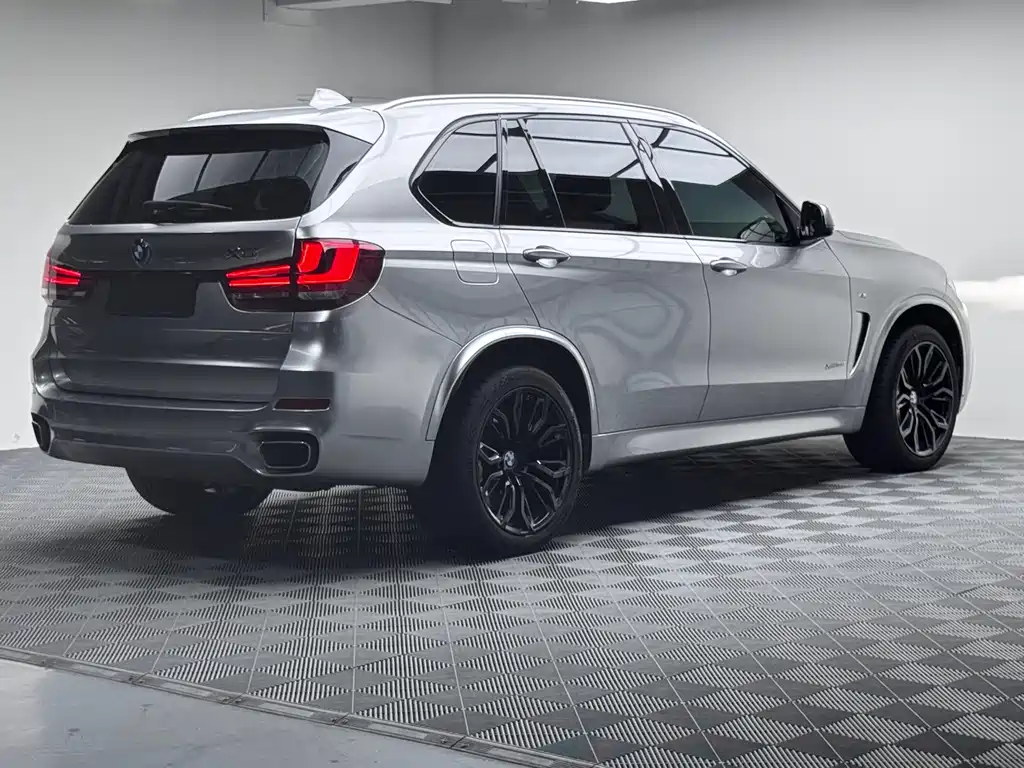 BMW X5 2017 — фото 7