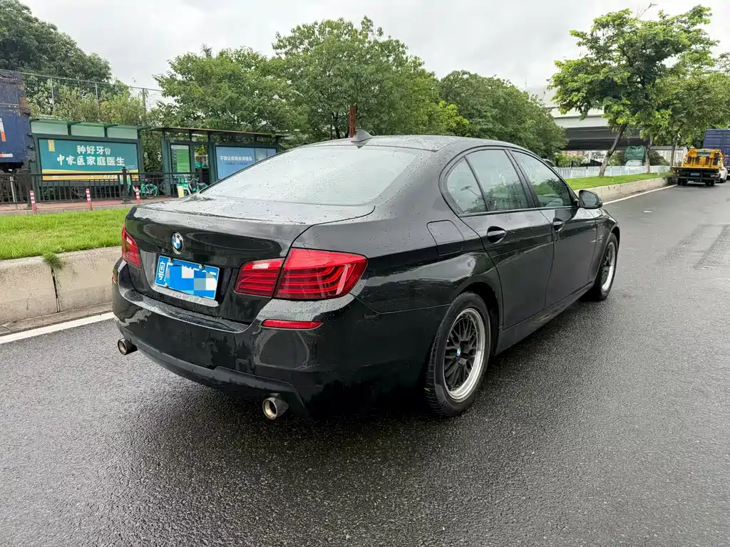 BMW 5 Series 2015 — фото 4