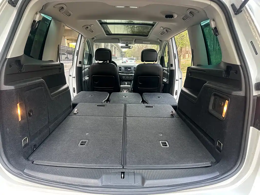 Volkswagen Sharan 2018 — фото 19