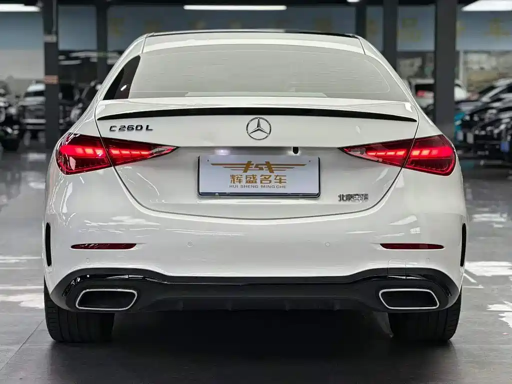 Mercedes-Benz C-Class 2023 — фото 4