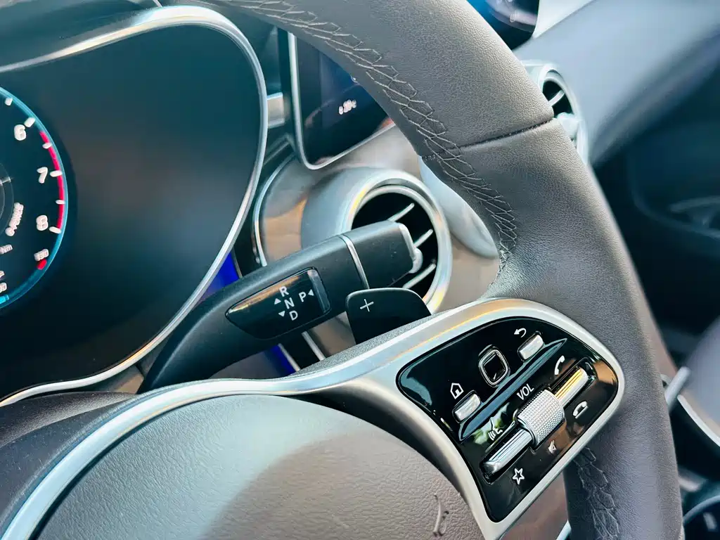 Mercedes-Benz GLC 2022 — фото 12