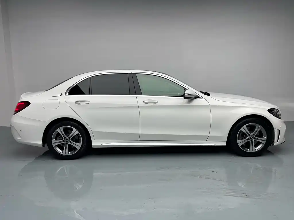 Mercedes-Benz C-Class 2020 — фото 5