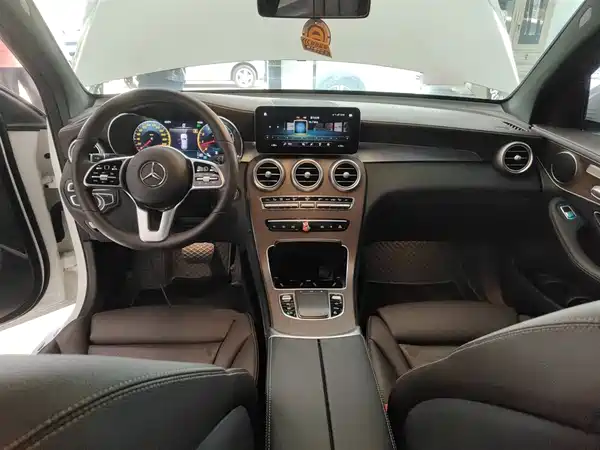Mercedes-Benz GLC 2022