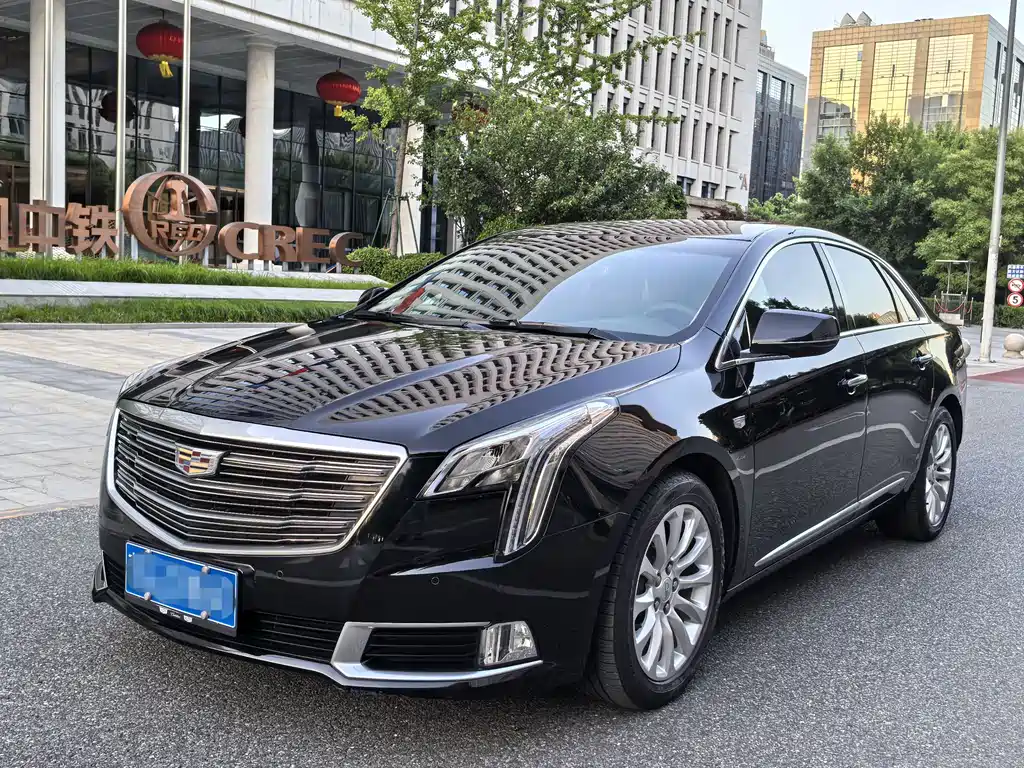 Cadillac XTS 2019 — фото 1