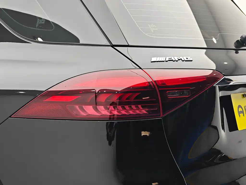 Mercedes-Benz GLE AMG 2024 — фото 12