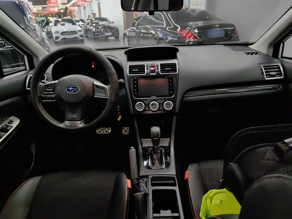 Subaru XV 2015 — фото 6