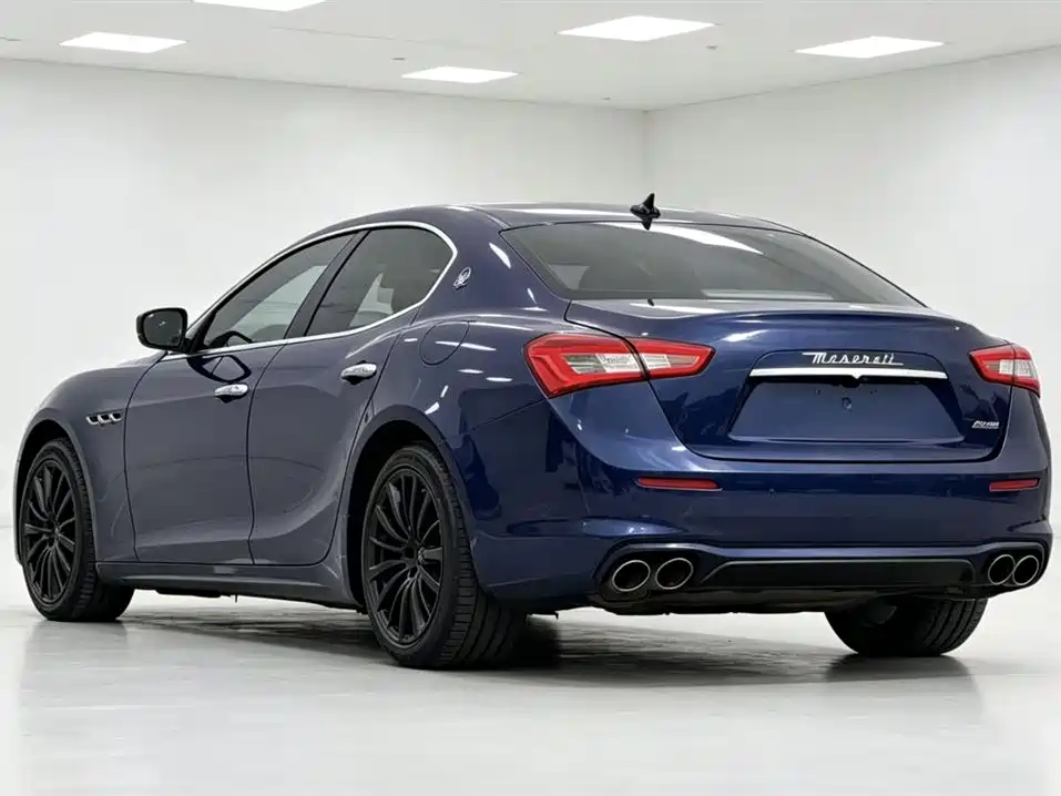 Maserati Ghibli 2020 — фото 9