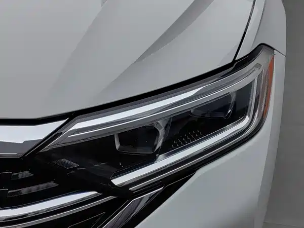 Volkswagen Sagitar 2022