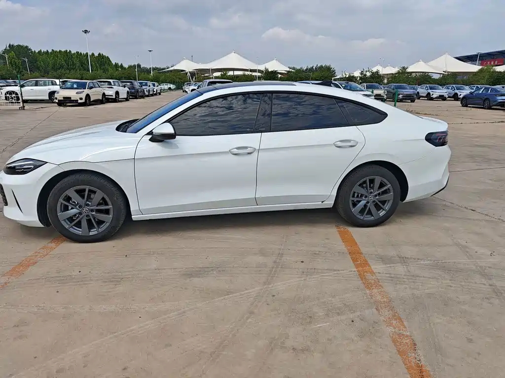 Volkswagen Lamando 2025
