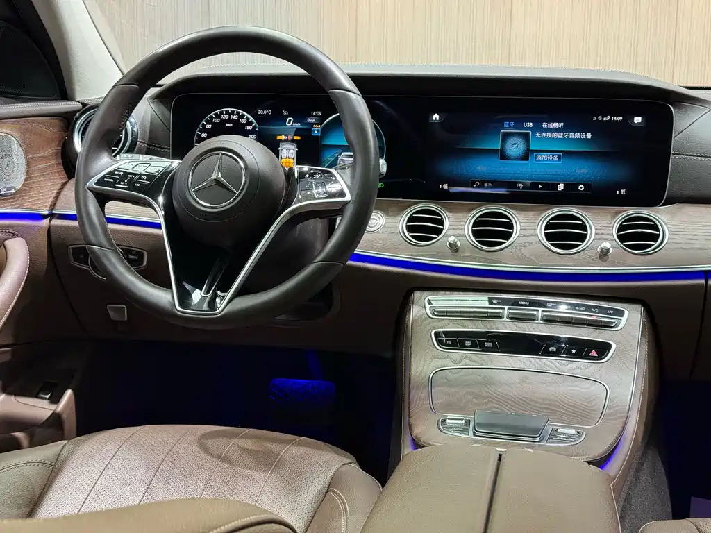 Mercedes-Benz E-Class 2023 — фото 20