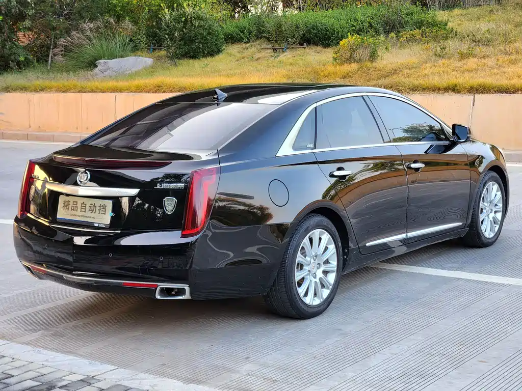 Cadillac XTS 2016 — фото 7