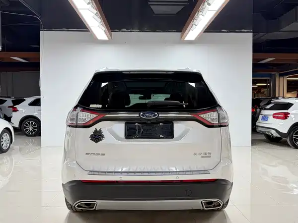 Ford Edge 2015