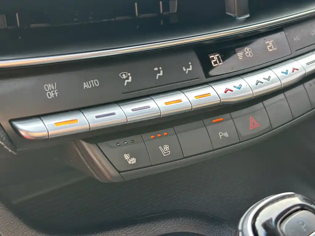 Cadillac CT5 2020 — фото 13