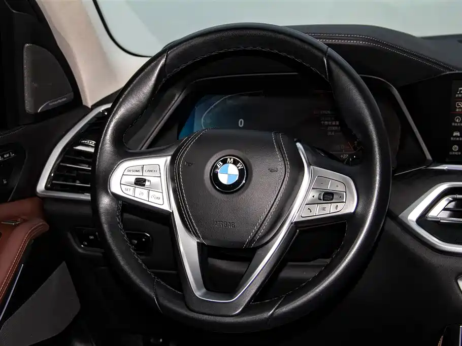 BMW X7 2022 — фото 14