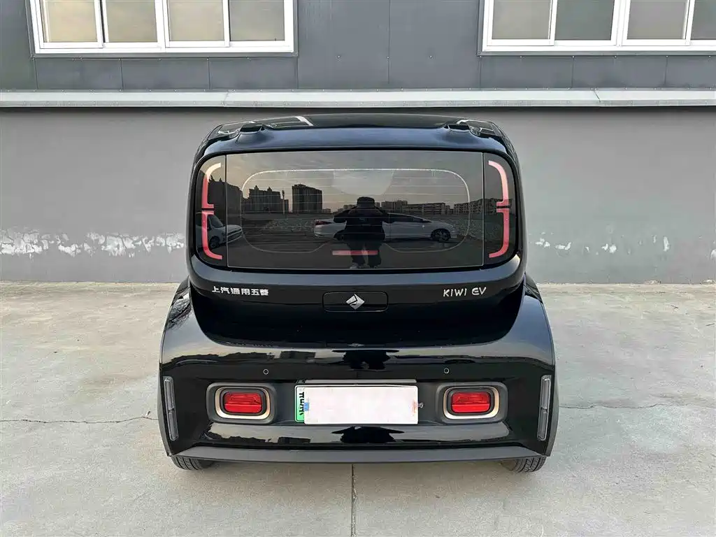 Baojun KiWi EV 2022 — фото 22