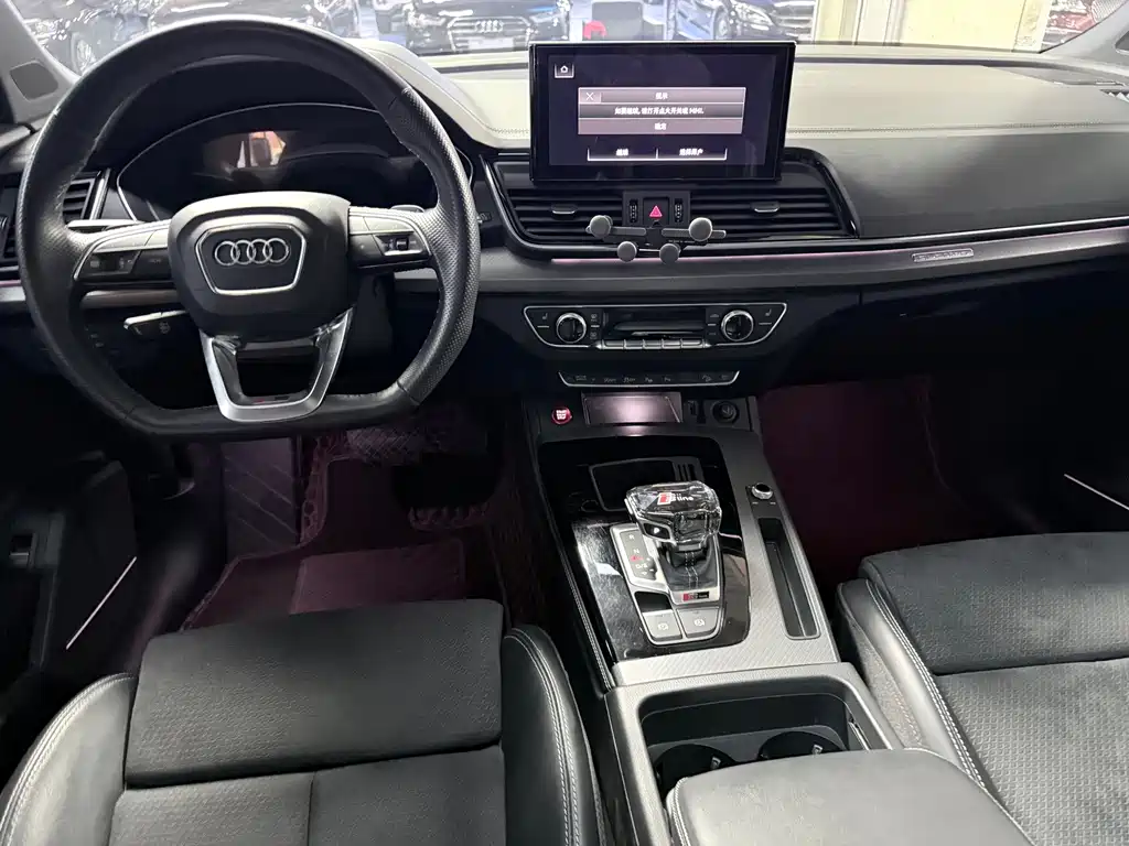 Audi Q5L Sportback 2022 — фото 13