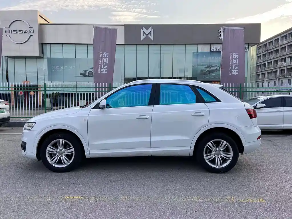 Audi Q3 2014