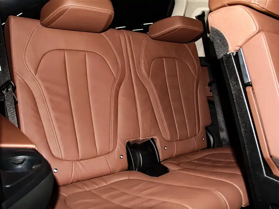 BMW X7 2022 — фото 19