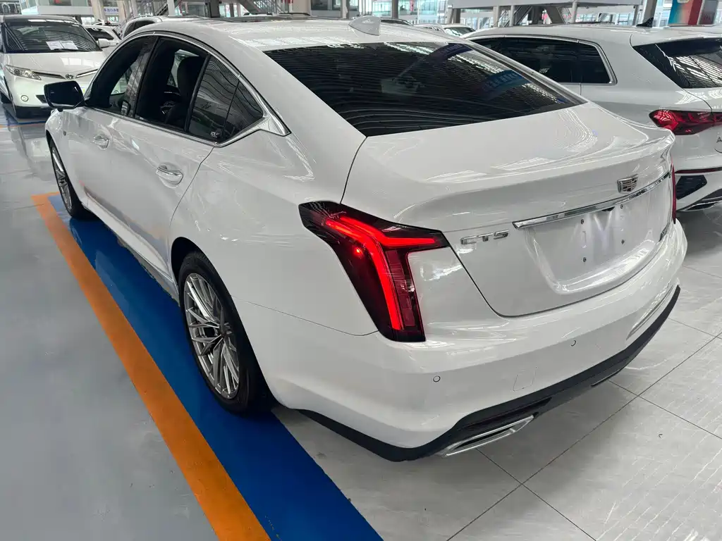Cadillac CT5 2023 — фото 13