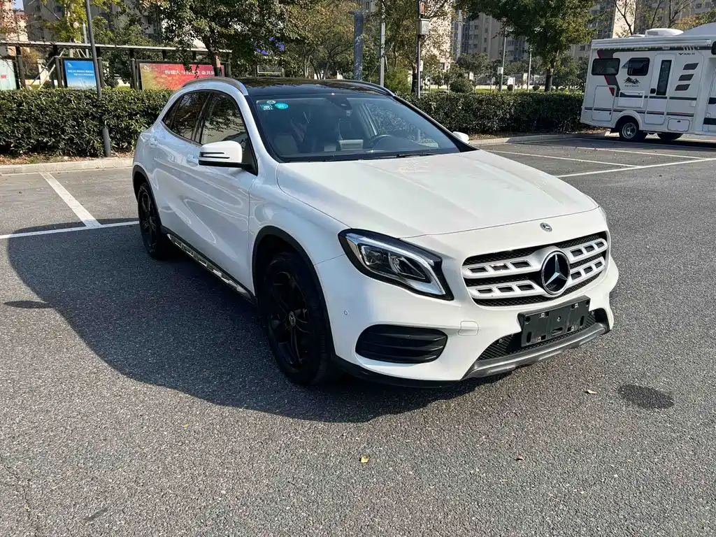 Mercedes-Benz GLA 2019 — фото 2