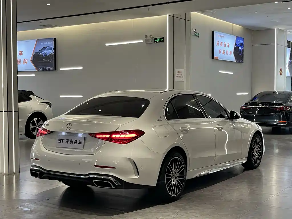 Mercedes-Benz C-Class 2023 — фото 11
