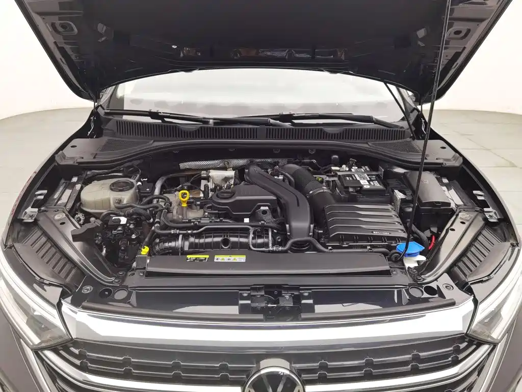 Volkswagen Sagitar 2023
