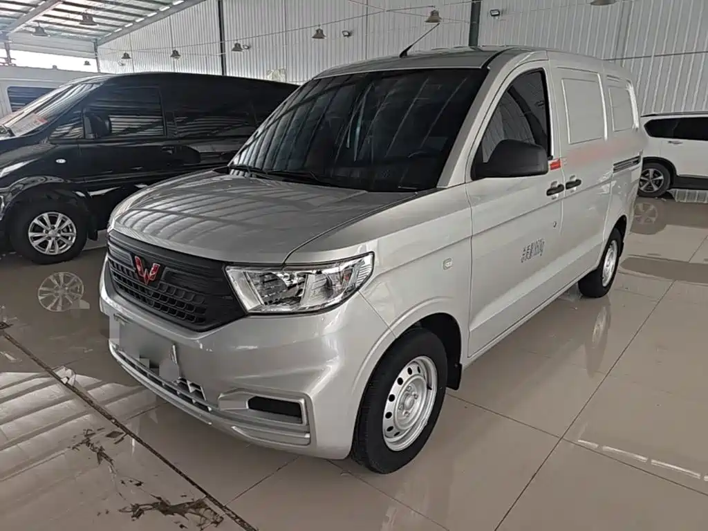 Wuling Hongguang V 2024