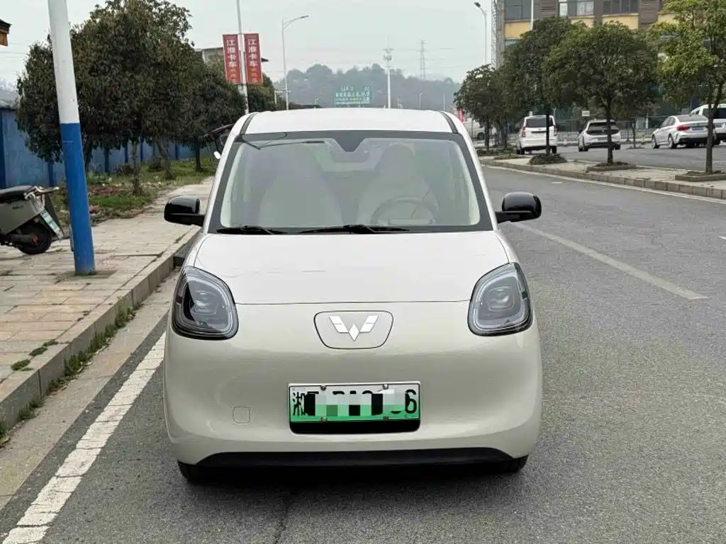 Wuling Hongguang MINIEV 2025