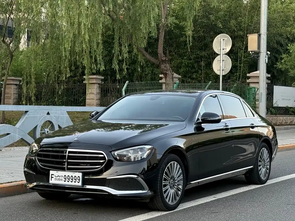 Mercedes-Benz E-Class 2021 — фото 1