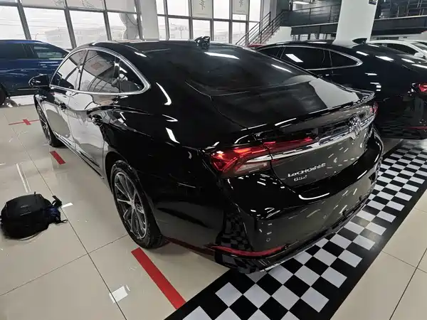 Buick LaCrosse 2022