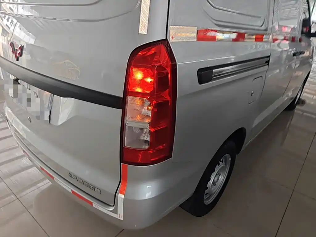Wuling Hongguang V 2024 — фото 8