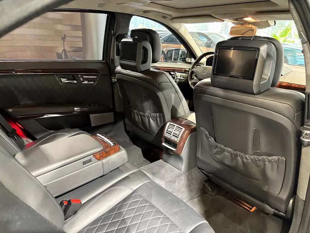 Mercedes-Benz S-Class AMG 2012 — фото 21