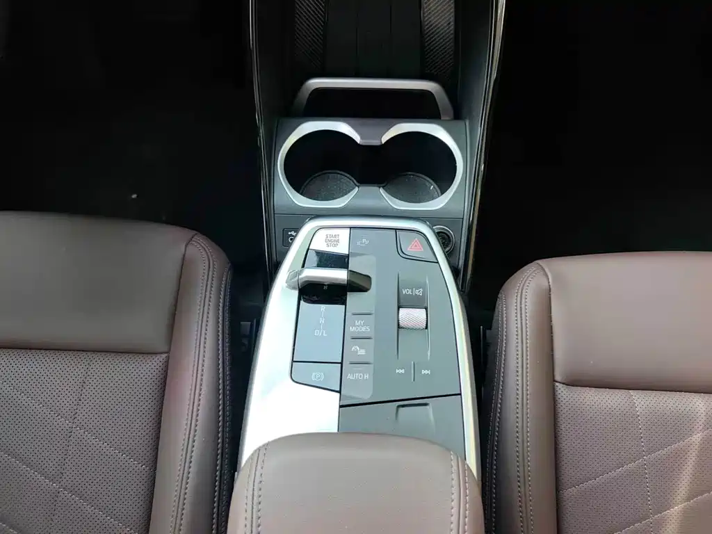 BMW X1 2024 — фото 13