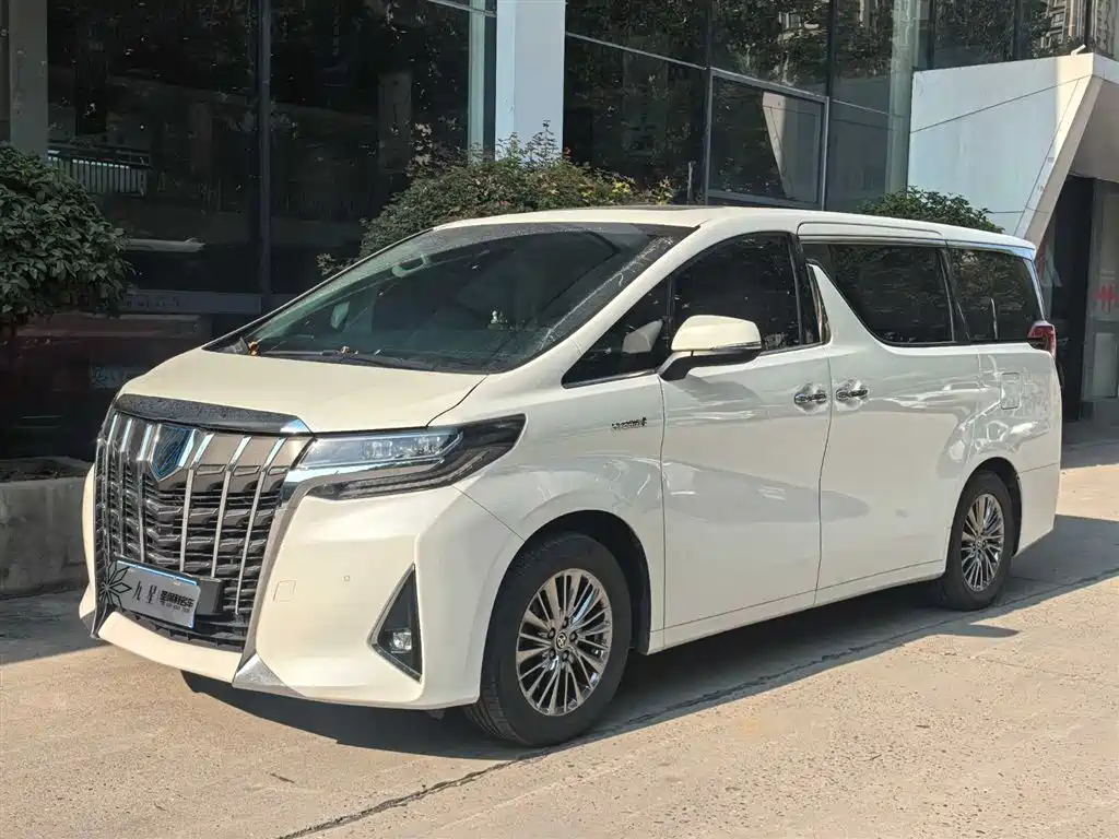 Toyota Alphard 2022