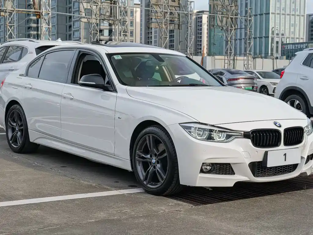 BMW 3 Series 2018 — фото 3