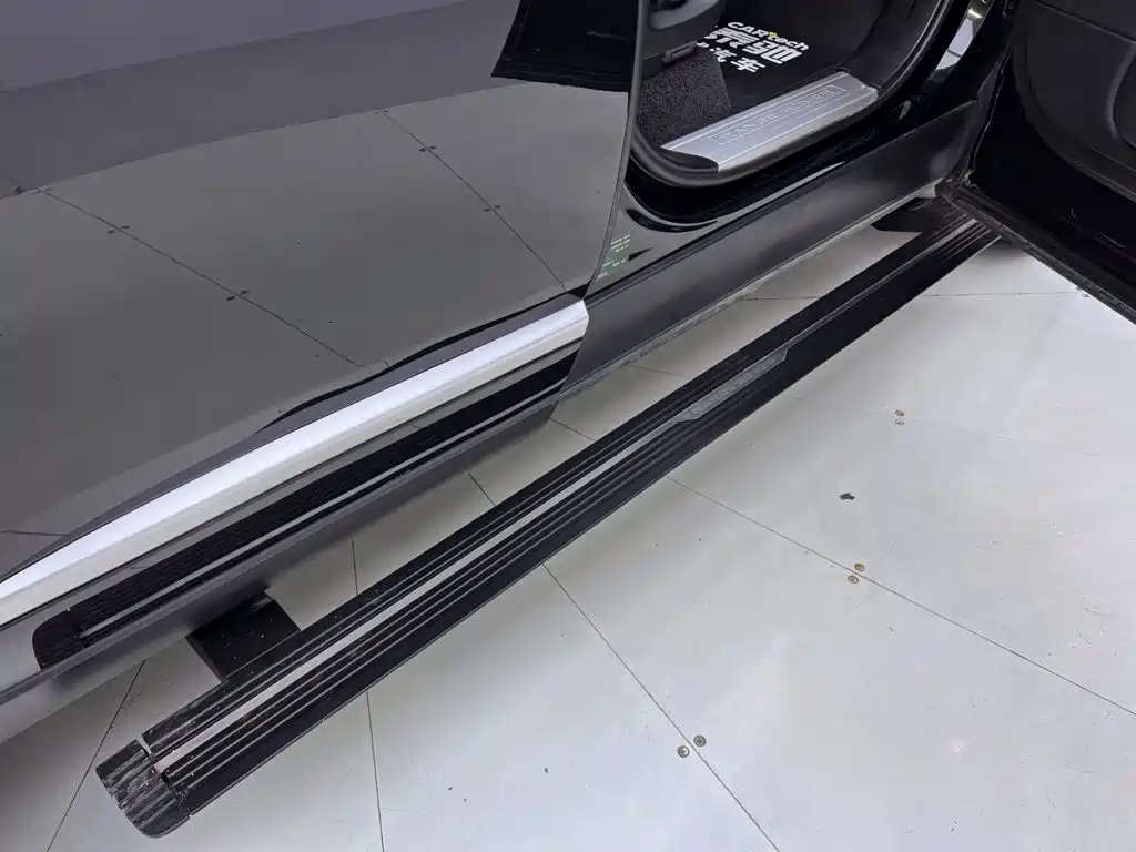 Land Rover Range Rover 2018 — фото 19