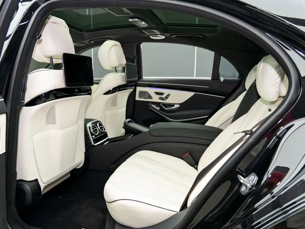 Mercedes-Benz S-Class AMG 2020 — фото 13