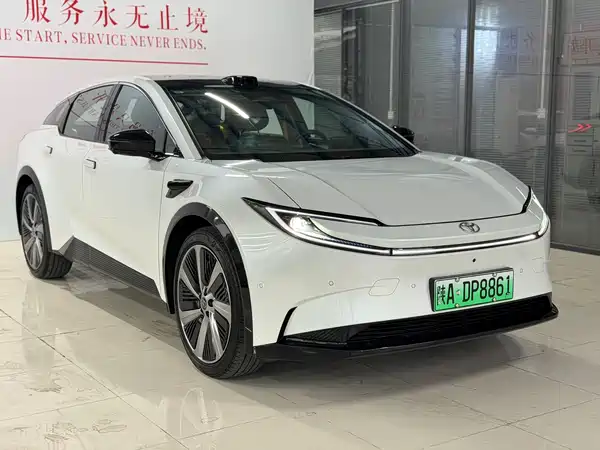 Toyota bZ5 2025
