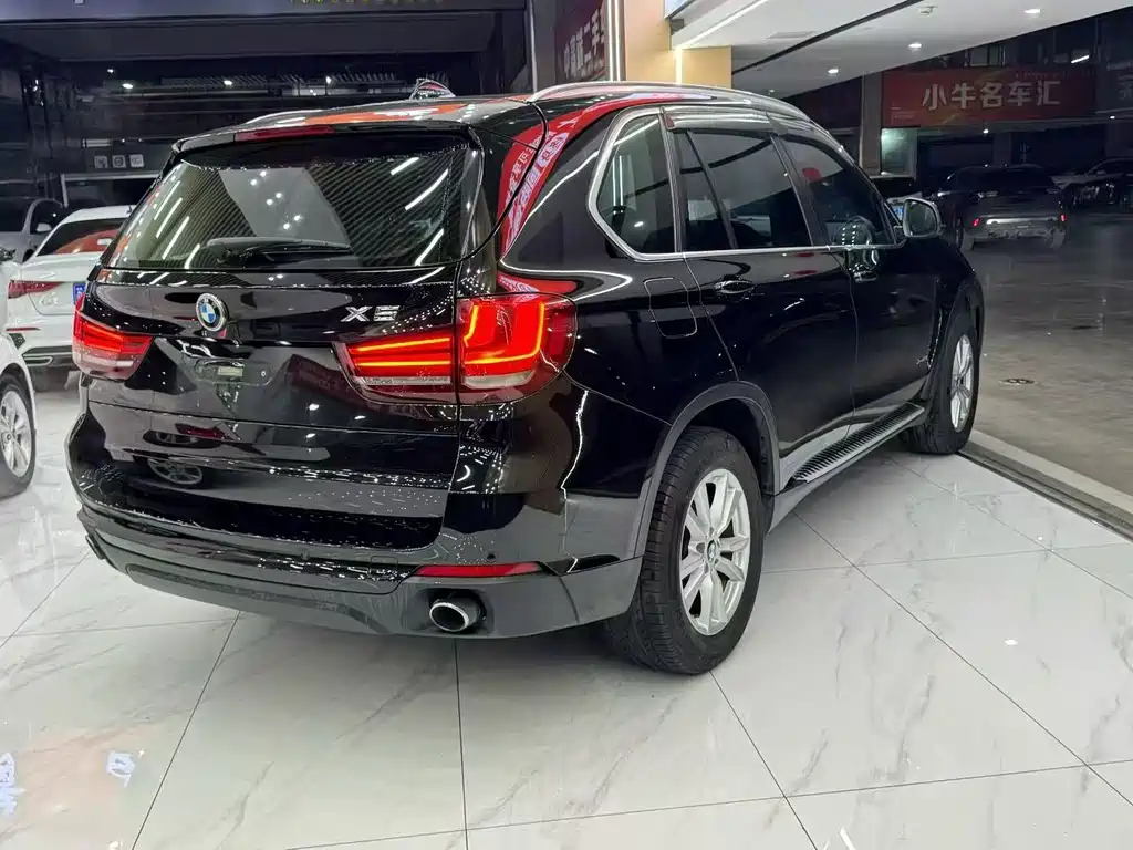 BMW X5 2017 — фото 9