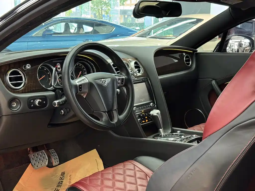 Bentley Continental 2018