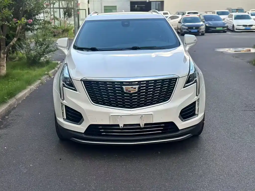 Cadillac XT5 2019 — фото 2