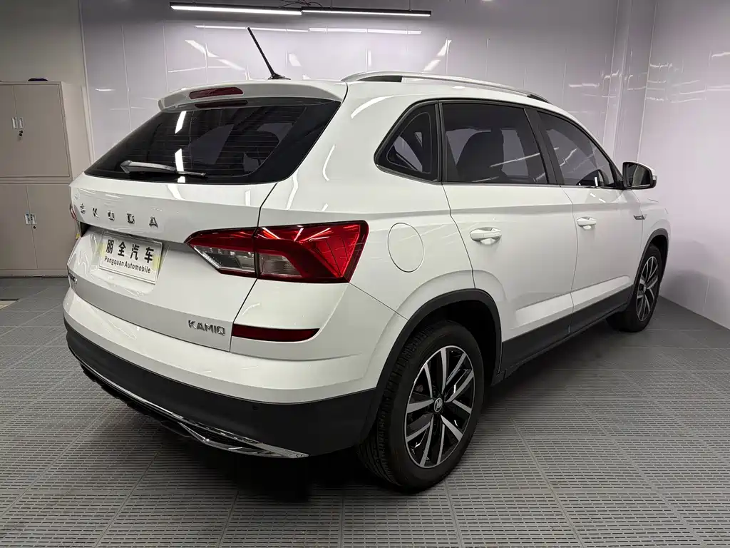 Skoda Kamiq 2023 — фото 17