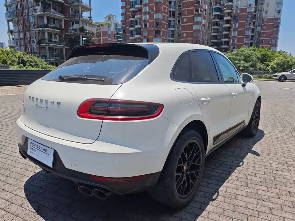 Porsche Macan 2015 — фото 10