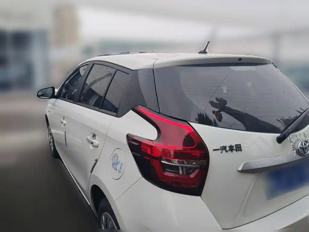 Toyota Vios FS 2022 — фото 9