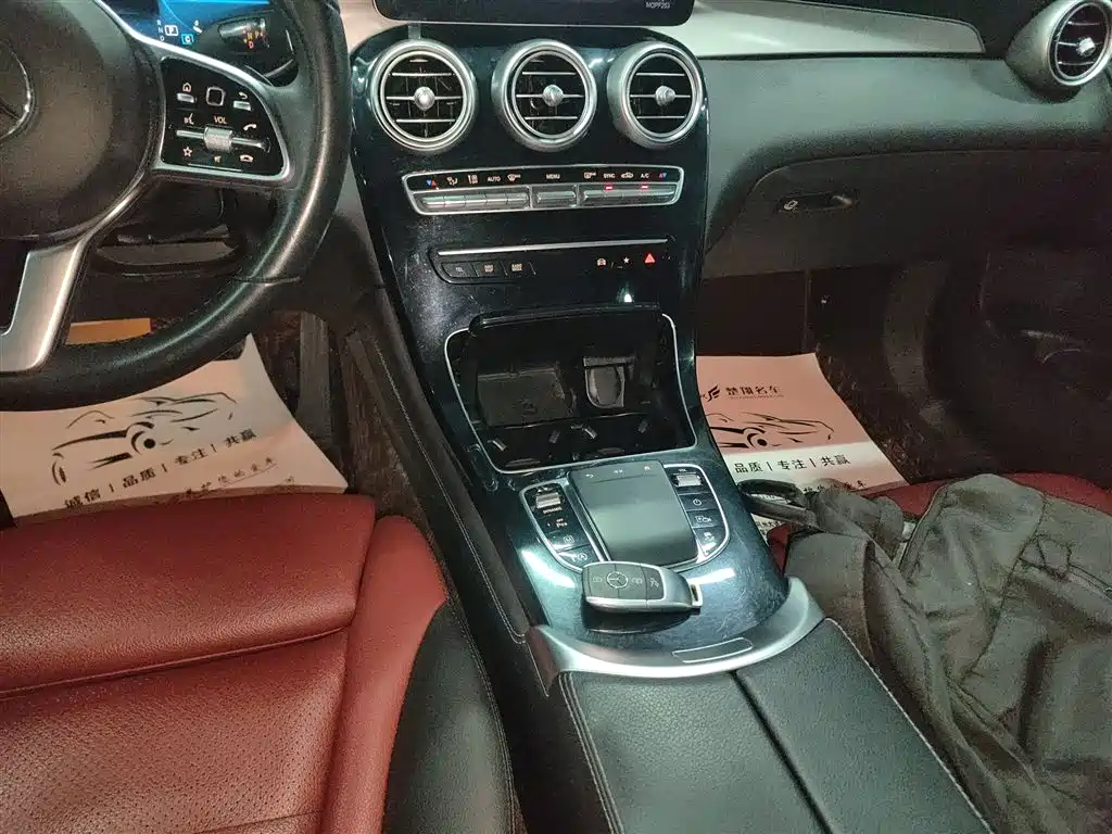 Mercedes-Benz GLC 2020 — фото 14