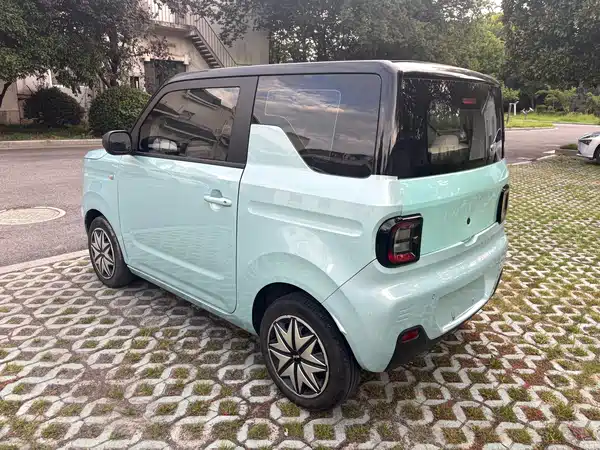 Geely Galaxy Panda 2023