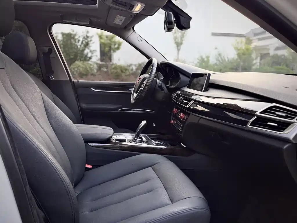 BMW X5 2015 — фото 14