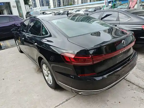 Volkswagen Passat 2024